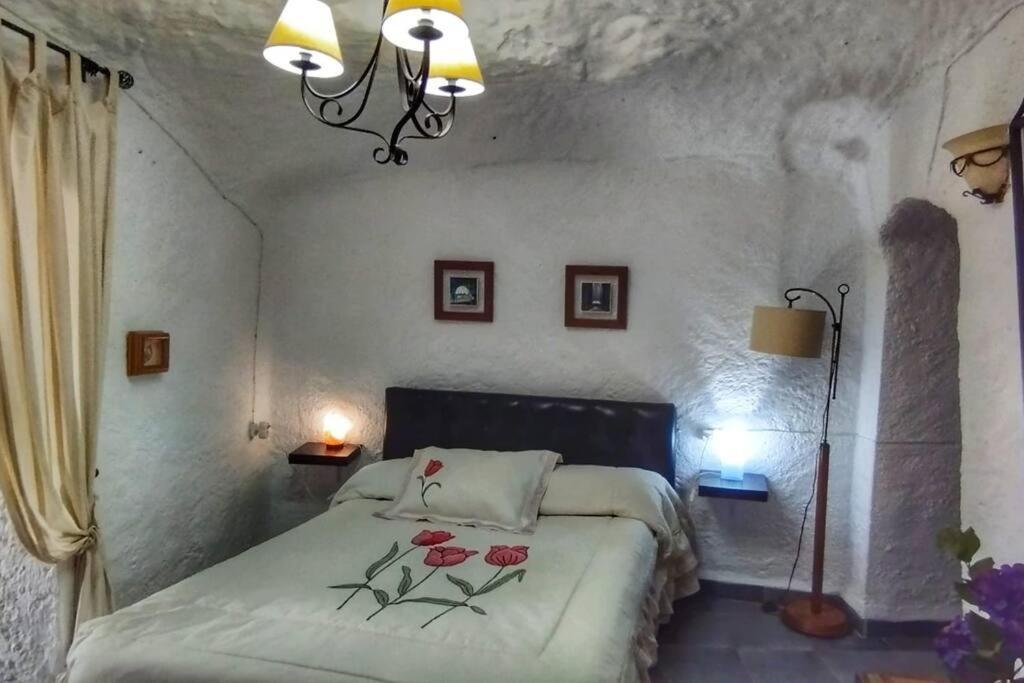 Cueva La Loli Villa Guadix Ngoại thất bức ảnh